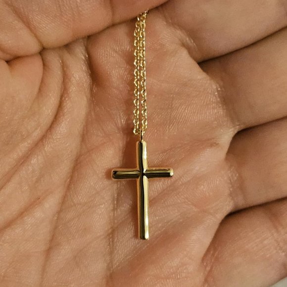 Women 14K Gold Cross Simple Faith Necklaces - Picture 7 of 7